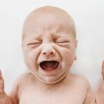 Min baby græder meget